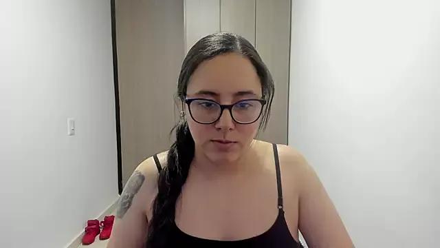 Venus_cat_ from StripChat is Freechat