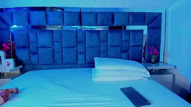 Venus_velez_ from StripChat is Freechat