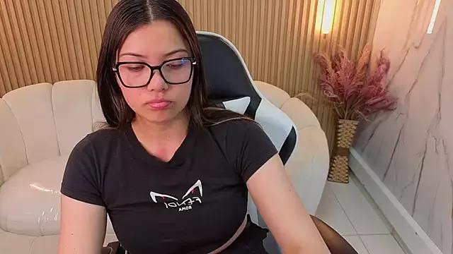 Customizable and immersive: Energize your taste buds and checkout our delicious choice of amateur cams liveshows with excited livestreamers getting their sweet physiques pounded with their beloved vibrating toys.