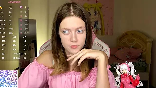 Customizable and immersive: Energize your taste buds and checkout our delicious choice of amateur cams liveshows with excited livestreamers getting their sweet physiques pounded with their beloved vibrating toys.