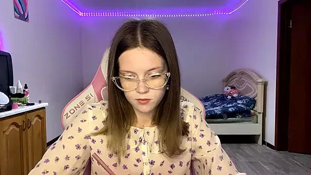 Customizable and immersive: Energize your taste buds and checkout our delicious choice of amateur cams liveshows with excited livestreamers getting their sweet physiques pounded with their beloved vibrating toys.