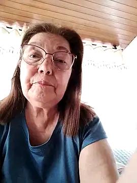 Vicky_Rosse from StripChat is Freechat