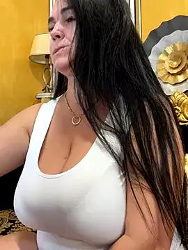 Customizable and immersive: Energize your taste buds and checkout our delicious choice of amateur cams liveshows with excited livestreamers getting their sweet physiques pounded with their beloved vibrating toys.
