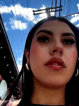 Victoria_alson from StripChat is Freechat