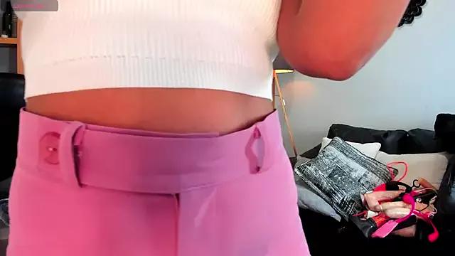 Customizable and immersive: Energize your taste buds and checkout our delicious choice of amateur cams liveshows with excited livestreamers getting their sweet physiques pounded with their beloved vibrating toys.