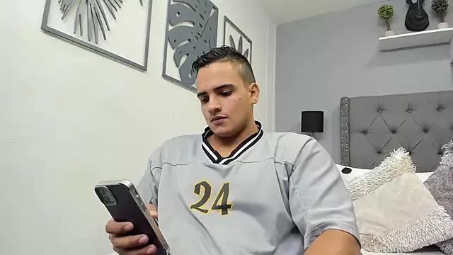 Customizable and immersive: Energize your taste buds and checkout our delicious choice of amateur cams liveshows with excited livestreamers getting their sweet physiques pounded with their beloved vibrating toys.