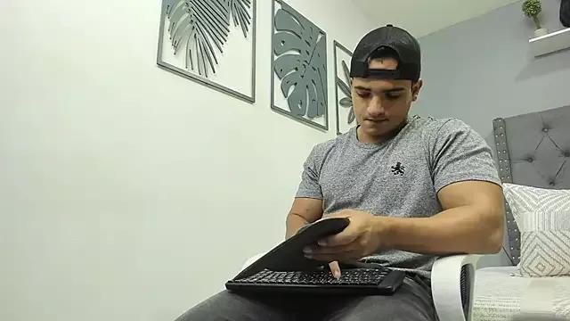 Customizable and immersive: Energize your taste buds and checkout our delicious choice of amateur cams liveshows with excited livestreamers getting their sweet physiques pounded with their beloved vibrating toys.