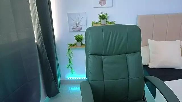 VioletaMedusa from StripChat is Freechat