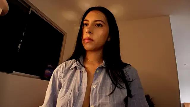 Customizable and immersive: Energize your taste buds and checkout our delicious choice of amateur cams liveshows with excited livestreamers getting their sweet physiques pounded with their beloved vibrating toys.