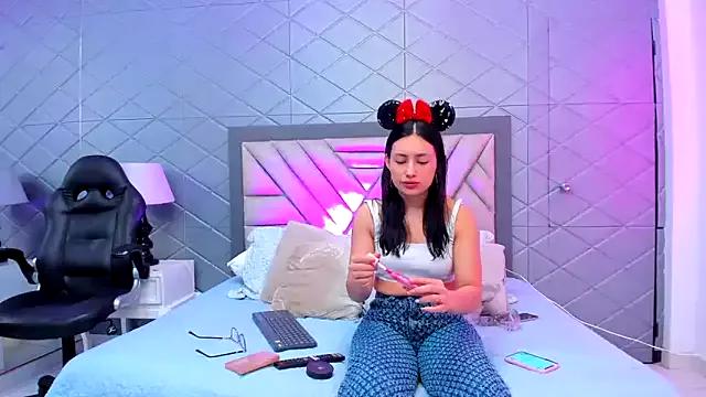 VioletRousse_ from StripChat is Freechat