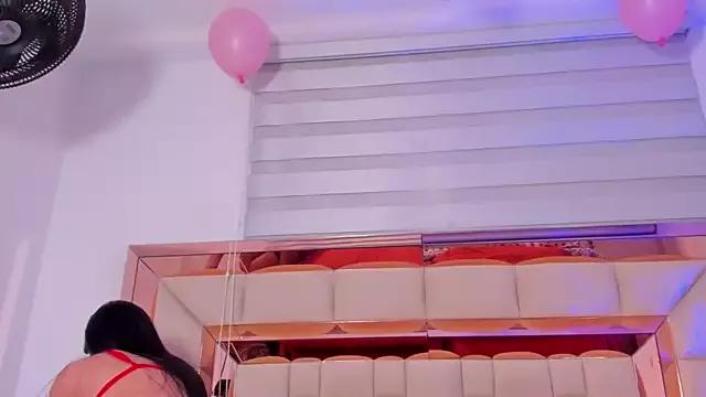 Customizable and immersive: Energize your taste buds and checkout our delicious choice of amateur cams liveshows with excited livestreamers getting their sweet physiques pounded with their beloved vibrating toys.