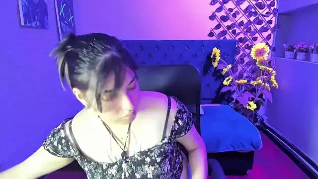 Violetta_Swett_ from StripChat is Freechat