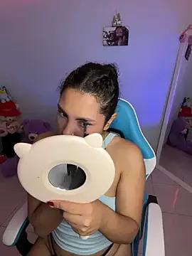 Customizable and immersive: Energize your taste buds and checkout our delicious choice of amateur cams liveshows with excited livestreamers getting their sweet physiques pounded with their beloved vibrating toys.