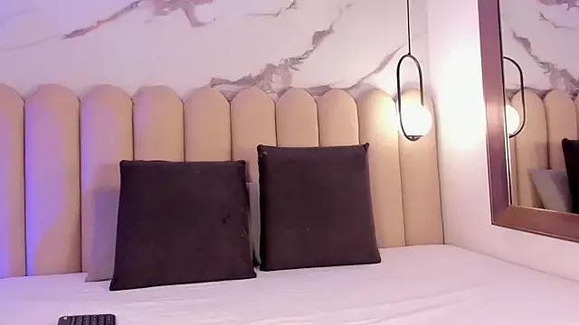 Vittoria__rossi from StripChat is Freechat