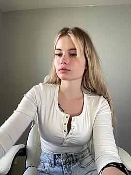 Vladamais from StripChat is Freechat