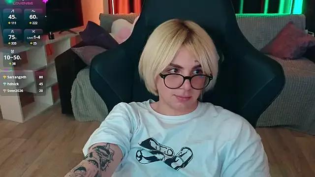 white__punk from StripChat is Freechat