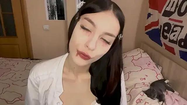 WinterVanessa from StripChat is Freechat