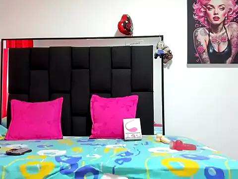 xamila_muaa from StripChat is Freechat