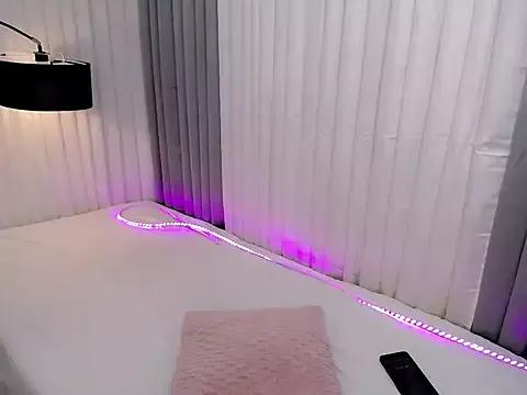 Xhugejerkingtrans from StripChat is Freechat