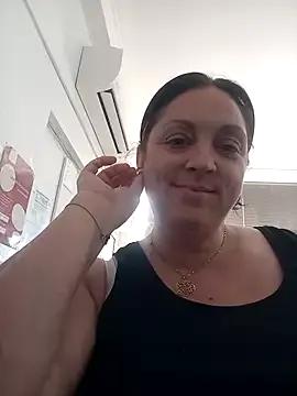 Photos of XNaughtysouthlondonMILFXX from StripChat is Freechat