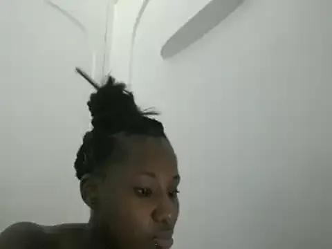 Xochillovemoney2 from StripChat is Freechat