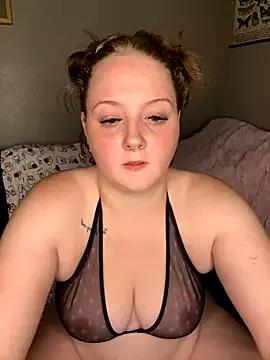 xxnaughtybynaturexx from StripChat is Freechat