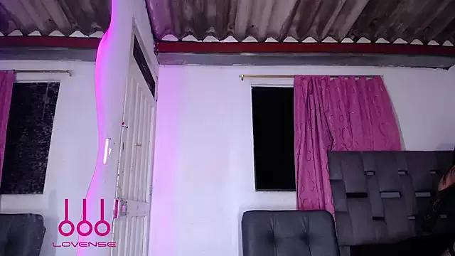 xxx__exotic from StripChat