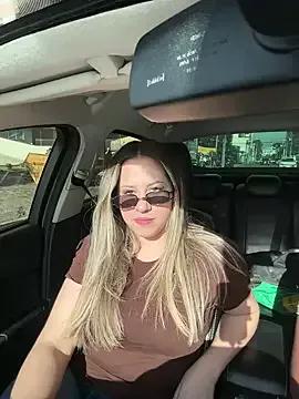 xxxcouple4 from StripChat is Freechat