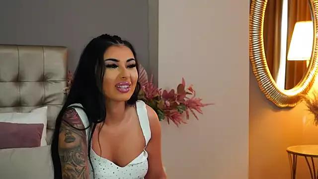 Customizable and immersive: Energize your taste buds and checkout our delicious choice of amateur cams liveshows with excited livestreamers getting their sweet physiques pounded with their beloved vibrating toys.