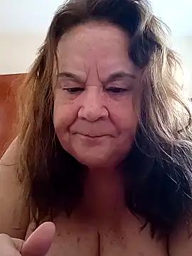 Yaya_Mineira from StripChat