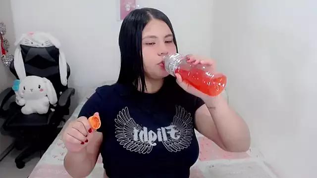 Customizable and immersive: Energize your taste buds and checkout our delicious choice of amateur cams liveshows with excited livestreamers getting their sweet physiques pounded with their beloved vibrating toys.