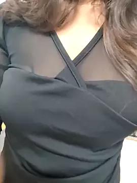 YOUR-SANA from StripChat is Freechat