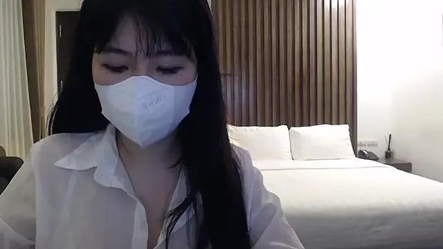 Your-Sunny from StripChat is Freechat