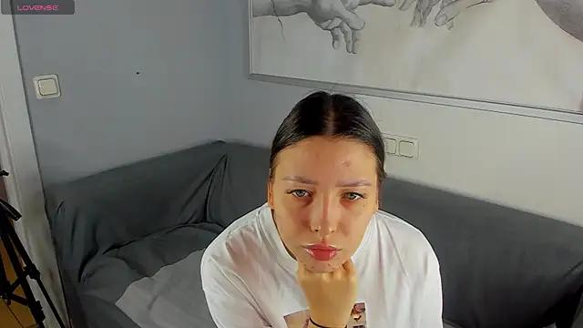 Customizable and immersive: Energize your taste buds and checkout our delicious choice of amateur cams liveshows with excited livestreamers getting their sweet physiques pounded with their beloved vibrating toys.