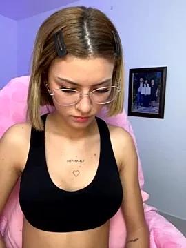 Customizable and immersive: Energize your taste buds and checkout our delicious choice of amateur cams liveshows with excited livestreamers getting their sweet physiques pounded with their beloved vibrating toys.