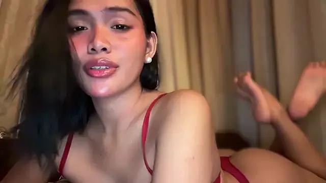 Customizable and immersive: Energize your taste buds and checkout our delicious choice of amateur cams liveshows with excited livestreamers getting their sweet physiques pounded with their beloved vibrating toys.