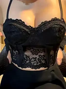yours_chahat from StripChat is Freechat