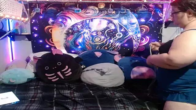 Customizable and immersive: Energize your taste buds and checkout our delicious choice of amateur cams liveshows with excited livestreamers getting their sweet physiques pounded with their beloved vibrating toys.