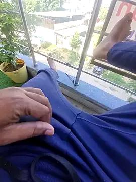 YoursThickDick from StripChat is Freechat