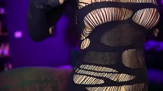 YuliaDesirevska from StripChat is Freechat