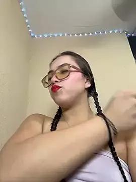 ZeziFlowers from StripChat is Freechat