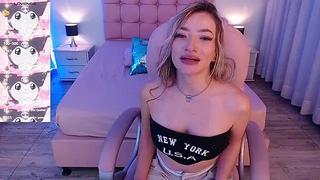 Customizable and immersive: Energize your taste buds and checkout our delicious choice of amateur cams liveshows with excited livestreamers getting their sweet physiques pounded with their beloved vibrating toys.