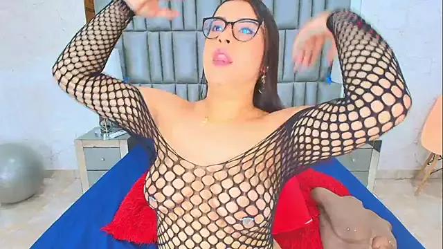 Customizable and immersive: Energize your taste buds and checkout our delicious choice of amateur cams liveshows with excited livestreamers getting their sweet physiques pounded with their beloved vibrating toys.