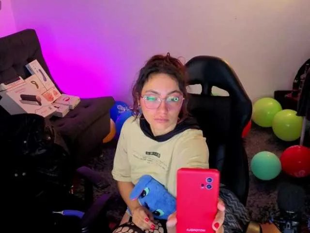 Elizabeth911 on BongaCams