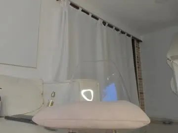 sara_evans01 on Chaturbate