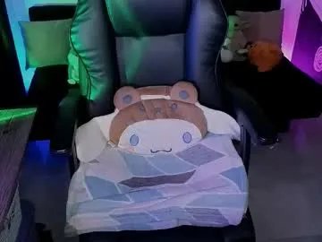 yuhwa —   [298 tokens left]   Hii , Red days :(      #smoke  #squirt   #smalltits  #cosplay  #tattoo 