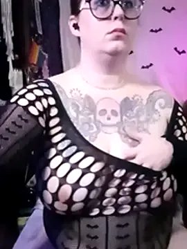 edgexchaos on StripChat