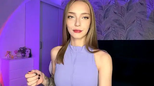 Freechat EvaPeace on StripChat