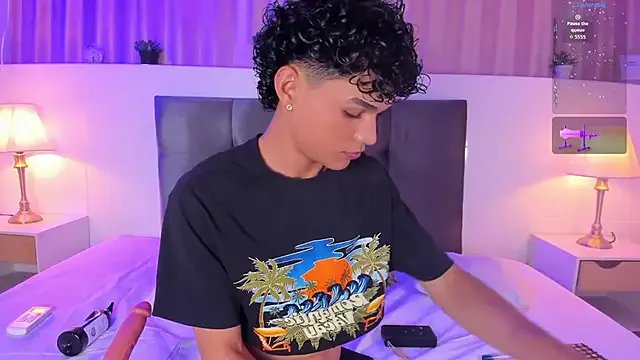 Freechat Kai_riptide on StripChat