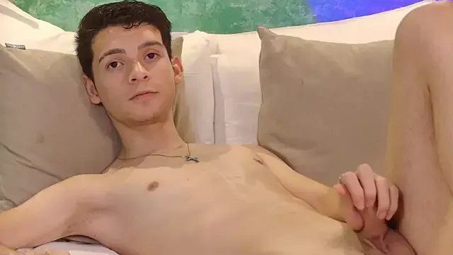 Freechat VicenteFerrer on StripChat